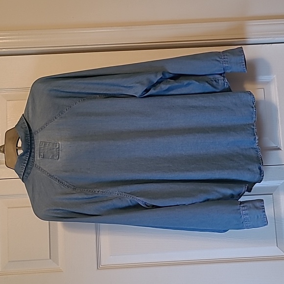 Sonoma Chambray Button Down Shirt Large - Picture 2 of 9